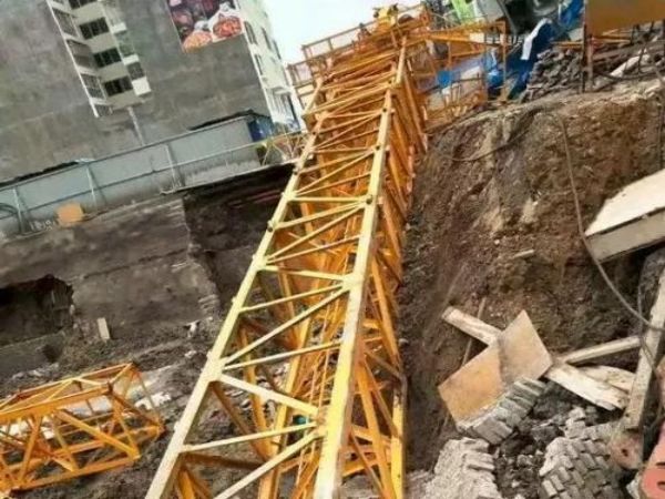 交口县吊车租赁电话_吊车出租降低成本的关键就是尽可能的省电